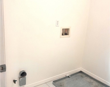 76 Bixby Circle - Photo Thumbnail 37