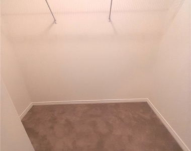 76 Bixby Circle - Photo Thumbnail 31
