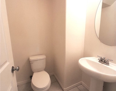 76 Bixby Circle - Photo Thumbnail 18