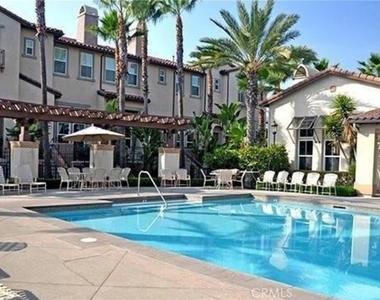 76 Bixby Circle - Photo Thumbnail 8