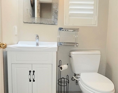 9038 Primrose - Photo Thumbnail 14