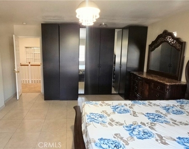 9038 Primrose - Photo Thumbnail 27