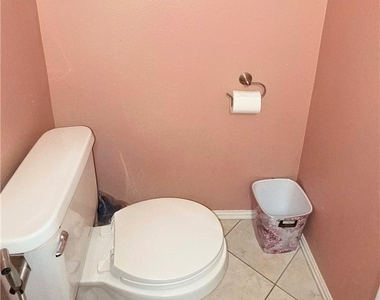 9038 Primrose - Photo Thumbnail 24