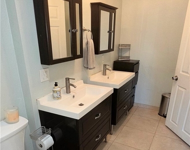 9038 Primrose - Photo Thumbnail 31