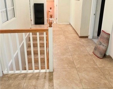 9038 Primrose - Photo Thumbnail 19