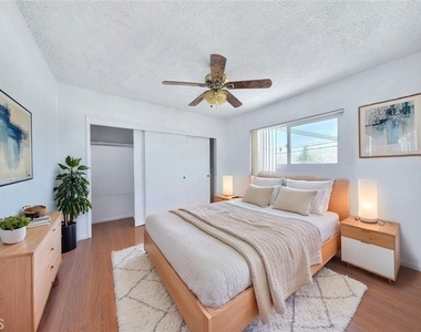 1208 S Marengo Ave - Photo Thumbnail 21