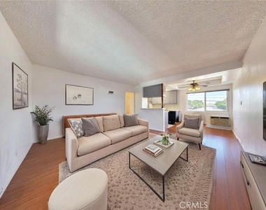 1208 S Marengo Ave - Photo Thumbnail 19