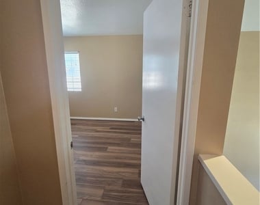 881 Bramble Lane - Photo Thumbnail 16