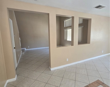 881 Bramble Lane - Photo Thumbnail 3