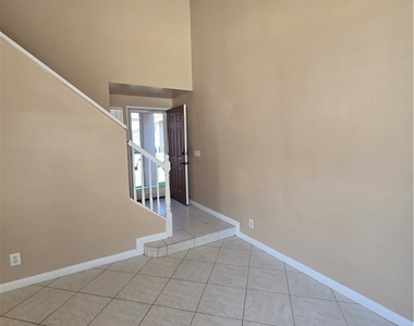 881 Bramble Lane - Photo Thumbnail 6