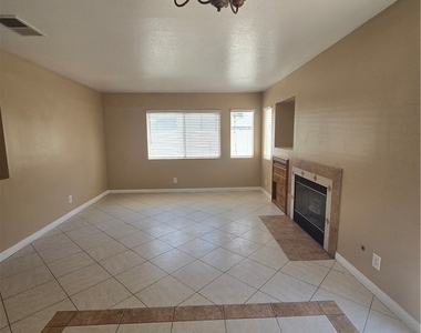 881 Bramble Lane - Photo Thumbnail 4
