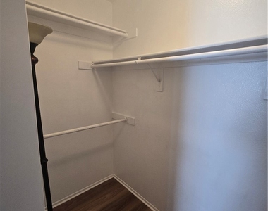 881 Bramble Lane - Photo Thumbnail 29