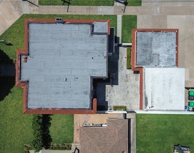 811 E Chapman - Photo Thumbnail 34