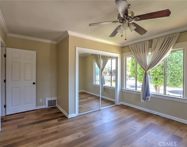 811 E Chapman - Photo Thumbnail 19