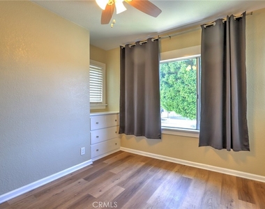 811 E Chapman - Photo Thumbnail 27