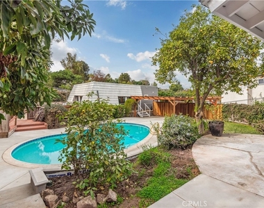 35 Buckskin Lane - Photo Thumbnail 16