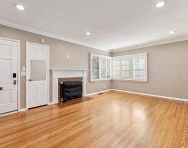 2254 Queensberry Road - Photo Thumbnail 3