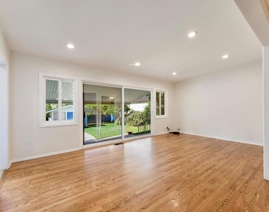 2254 Queensberry Road - Photo Thumbnail 7