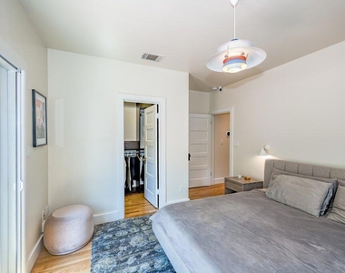 961 N Michigan Avenue - Photo Thumbnail 21