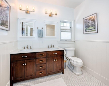 961 N Michigan Avenue - Photo Thumbnail 18