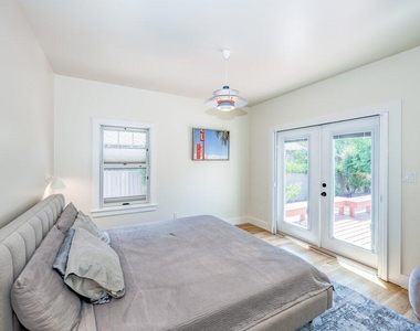 961 N Michigan Avenue - Photo Thumbnail 20