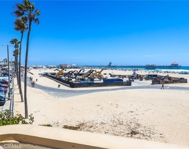 711 Pacific Coast Hwy - Photo Thumbnail 17