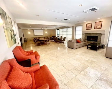 600 W 9th - Photo Thumbnail 34
