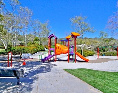 5 Golden Bear Court - Photo Thumbnail 42