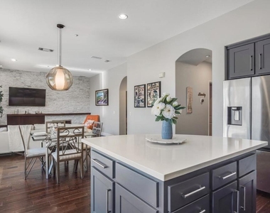 1157 Alexandra Ln - Photo Thumbnail 18