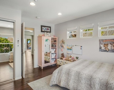1157 Alexandra Ln - Photo Thumbnail 32