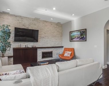 1157 Alexandra Ln - Photo Thumbnail 12