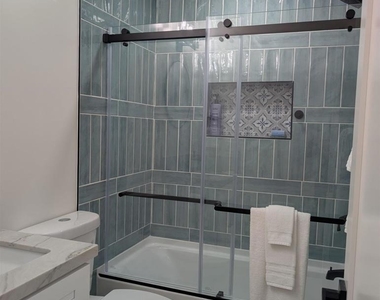 2410 La Costa Ave - Photo Thumbnail 11