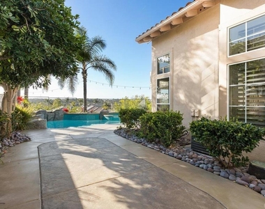 6947 Dusty Rose Place - Photo Thumbnail 38