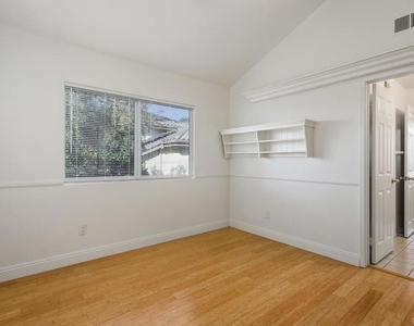 6947 Dusty Rose Place - Photo Thumbnail 28