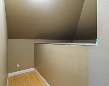 6947 Dusty Rose Place - Photo Thumbnail 32