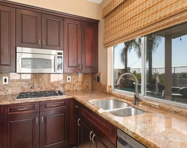6947 Dusty Rose Place - Photo Thumbnail 12