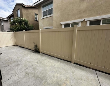 13841 Farmhouse Ave - Photo Thumbnail 12