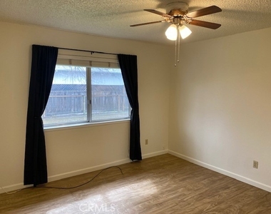 18720 Magnolia Court - Photo Thumbnail 10