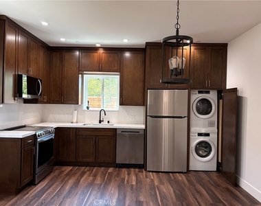 7128 Mclennan Ave - Photo Thumbnail 2