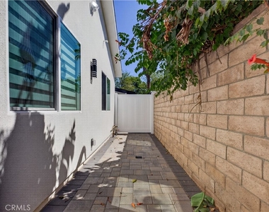 16425 Clymer Street - Photo Thumbnail 32