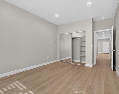16425 Clymer Street - Photo Thumbnail 30