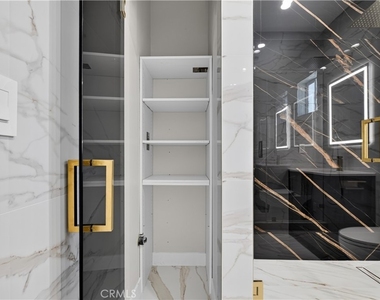 16425 Clymer Street - Photo Thumbnail 25