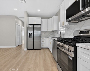 16425 Clymer Street - Photo Thumbnail 16