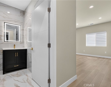16425 Clymer Street - Photo Thumbnail 23
