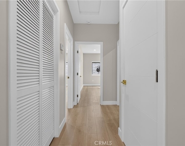 16425 Clymer Street - Photo Thumbnail 17