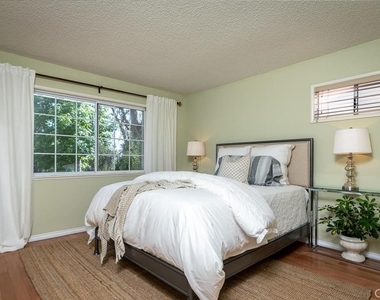 4406 Vista Place - Photo Thumbnail 2