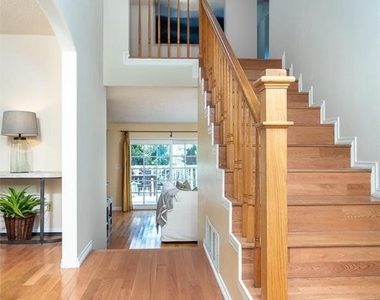 4406 Vista Place - Photo Thumbnail 3