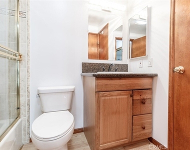 20234 Cantara Street - Photo Thumbnail 13