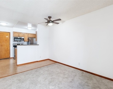 20234 Cantara Street - Photo Thumbnail 26