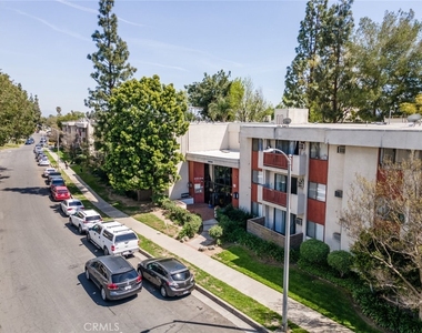 20234 Cantara Street - Photo Thumbnail 18